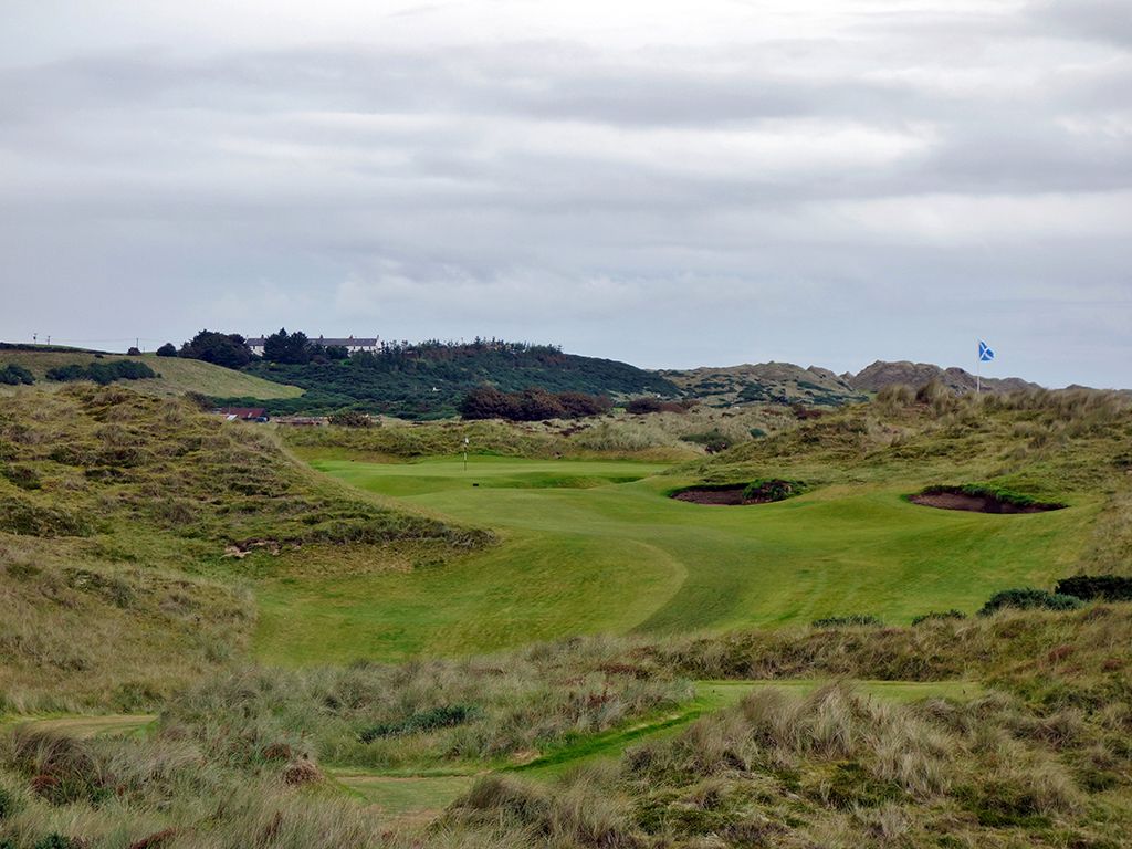 7th Hole at Trump International Golf Links Scotland (281 Yard Par 4)